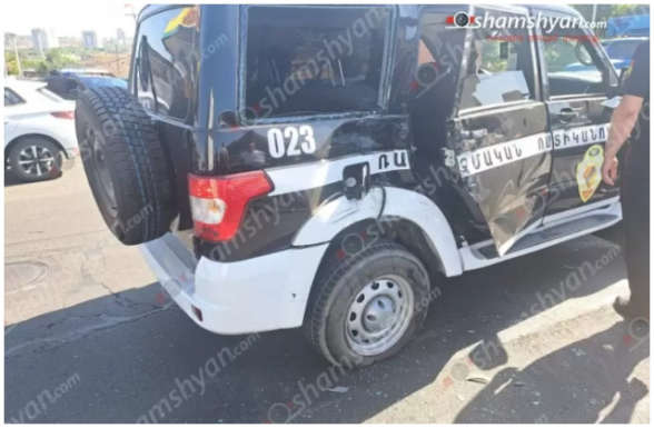 Երևանյան լճի հարևանությամբ բախվել են ռազմական ոստիկանության «UAZ»-ն ու «Ջերմուկ գրուպ»-ի «Mitsubishi»-ն